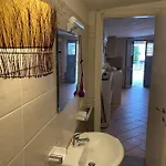 Appartement B H *
